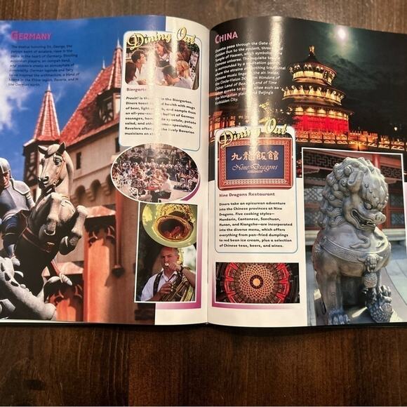 ⭐️Walt‎ Disney World Resort Where Magic Lives Hardcover Book 03 Pictorial Memory - Picture 5 of 10